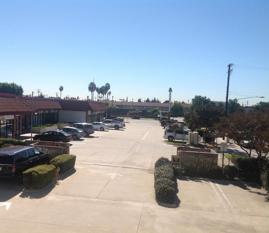 Eunice Plaza Motel El Monte Exteriör bild