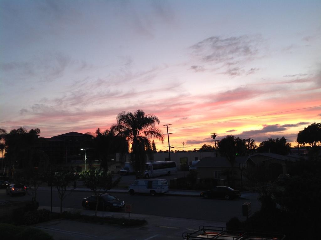 Eunice Plaza Motel El Monte Exteriör bild